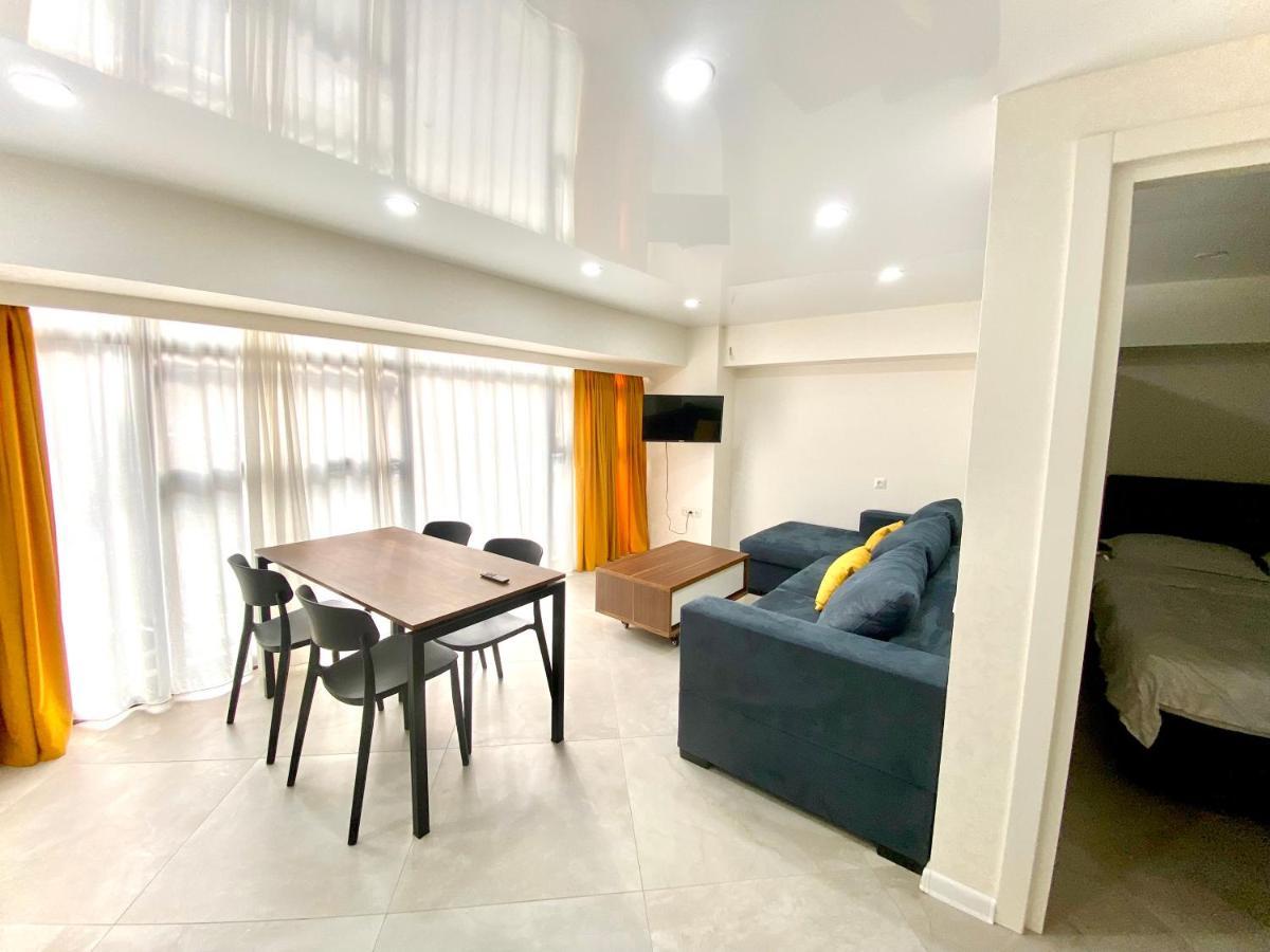 Gss - A Apartment Tiflis Exterior foto